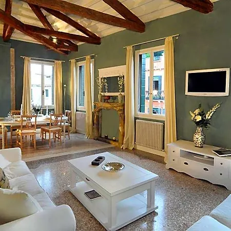 Ca' Dell'artista With Balcony And Terrace 4*