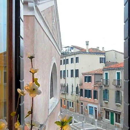 Ca' Dell'artista With Balcony And Terrace