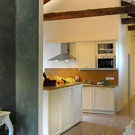 Ca' Dell'artista With Balcony And Terrace Apartment *