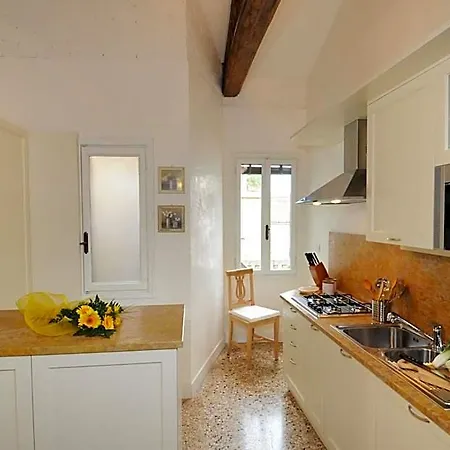 Ca' Dell'artista With Balcony And Terrace Apartment Venedig